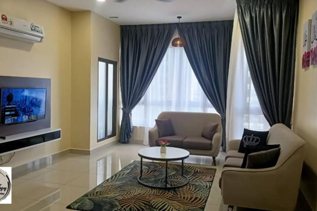 Bali Residence By Beca Inn , Musliim Only Malacca Buitenkant foto